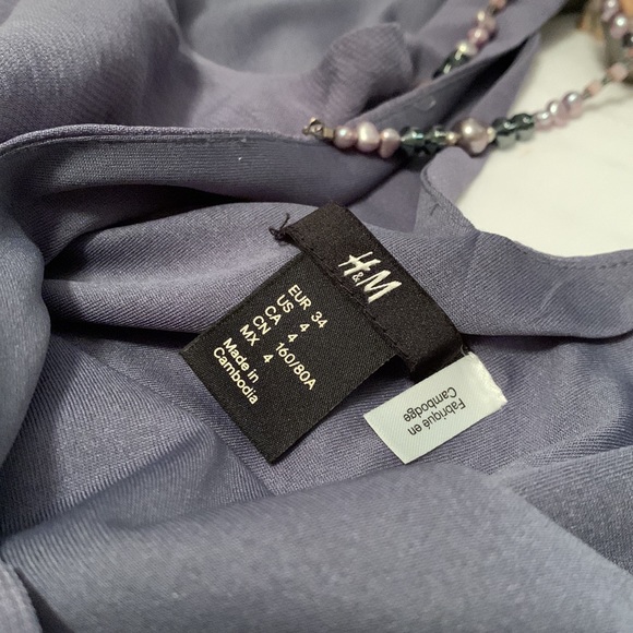 H&M | Pretty crepe polyester crossover dress - Picture 6 of 8